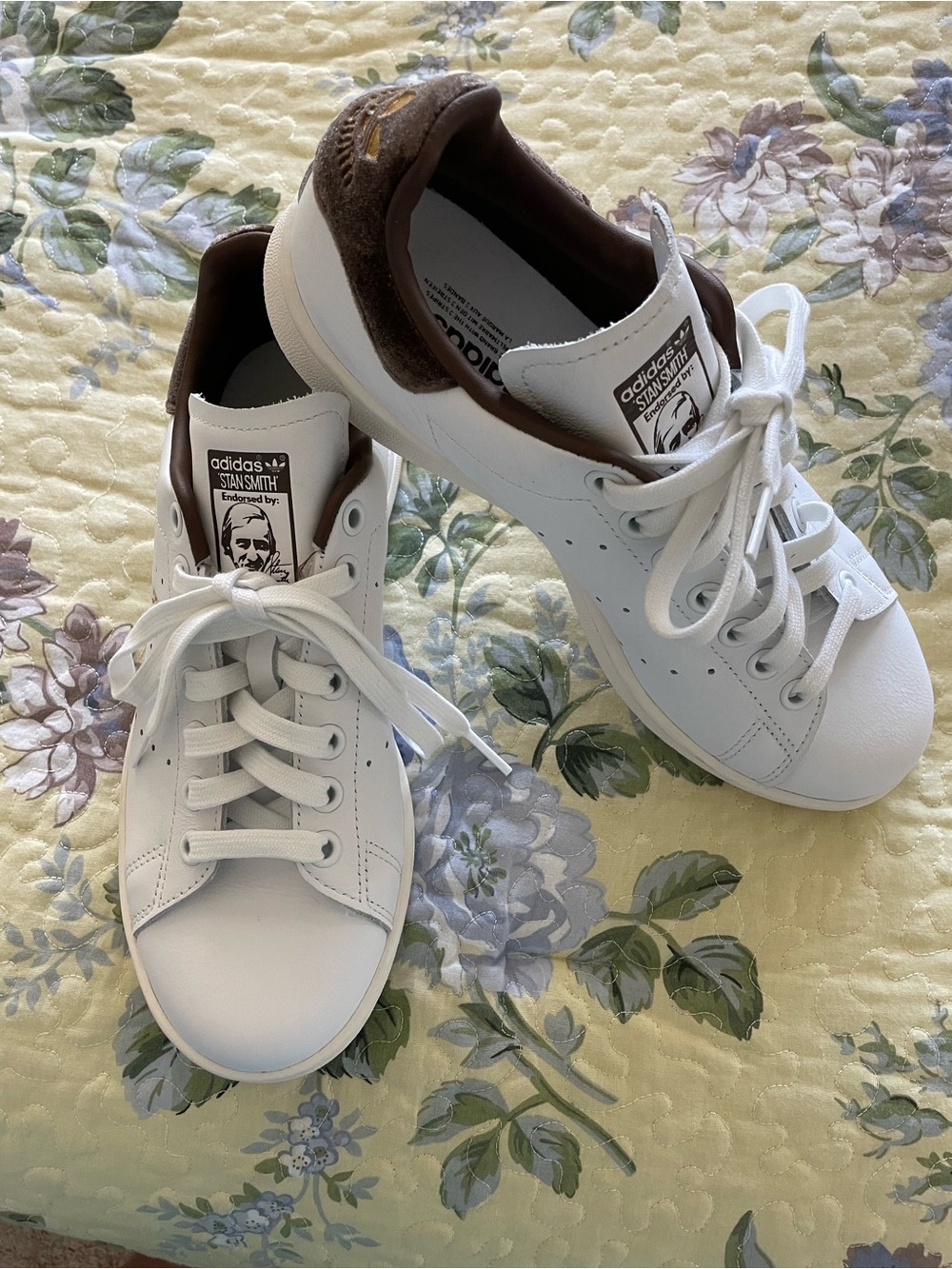 adidas Kids Stan Smith Sneakers in White and Brown